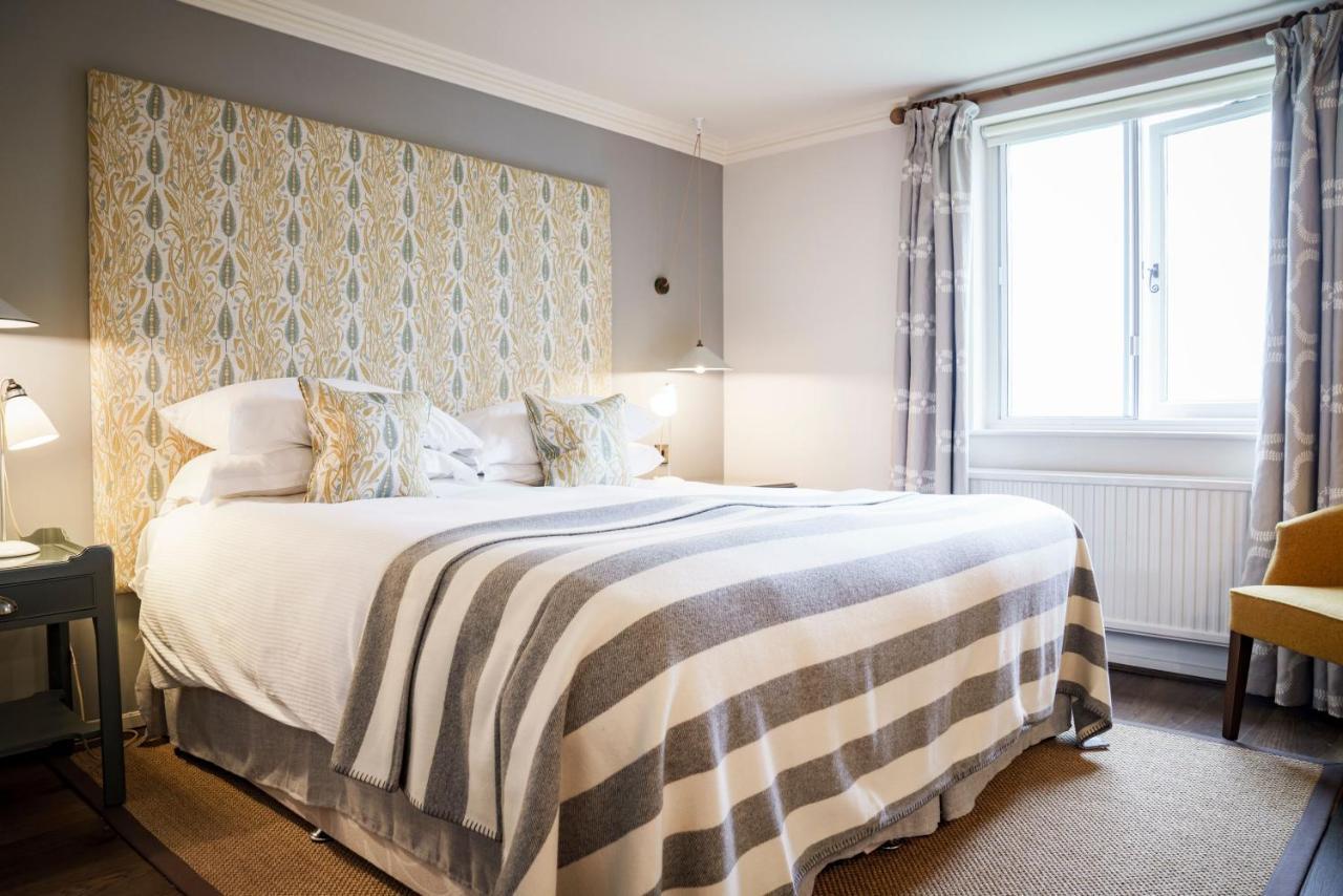 The Bear Of Rodborough Hotel 4*